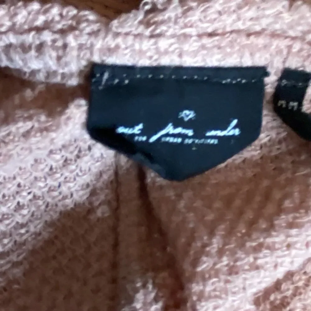 Out From Under Shirt Distressed Raw Edges - Picture 3 of 8